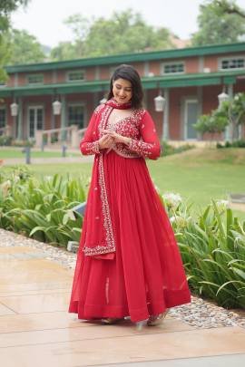 Aliya New Style Gown With Dupatta