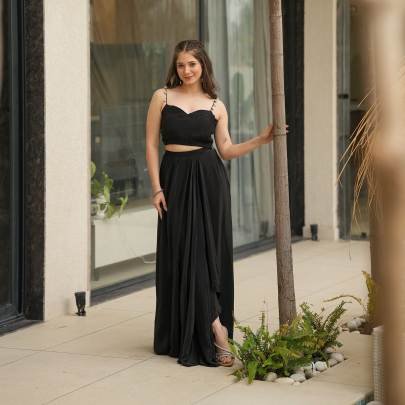 Black Flame Set Elegance Meets Modernity
